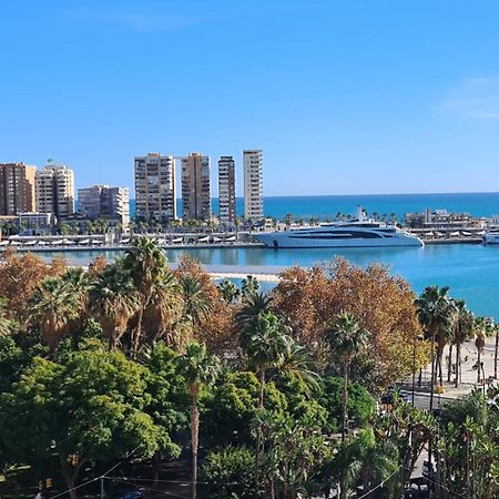 Penthouse With Solarium In The Center Of Malaga-Atico Con Solarium En El Centro De Malagaアパートメント エクステリア 写真