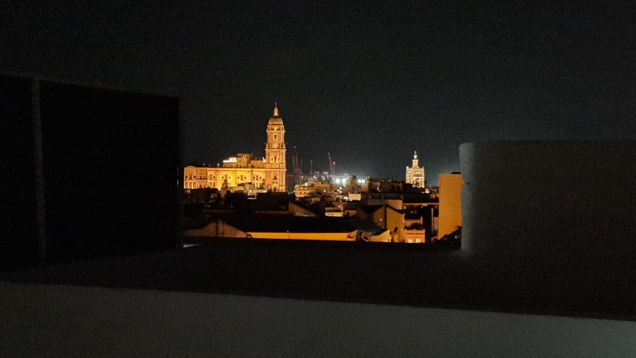 Penthouse With Solarium In The Center Of Malaga-Atico Con Solarium En El Centro De Malagaアパートメント エクステリア 写真